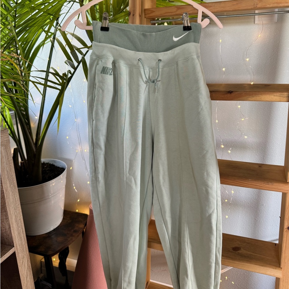 Nike Green Sweatpants